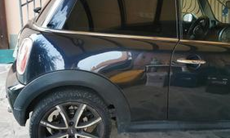 Mini Cooper...