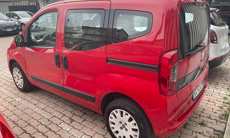 Fiat Qubo 1.3 Mjt 75...