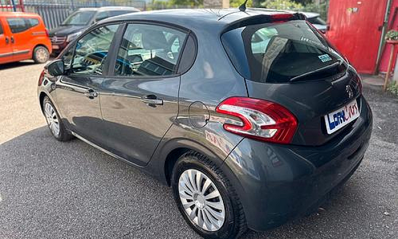 Peugeot 208 1.2 Vti ...