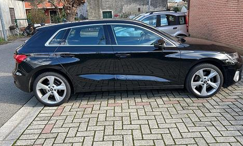 Audi A3 Sportback E-...