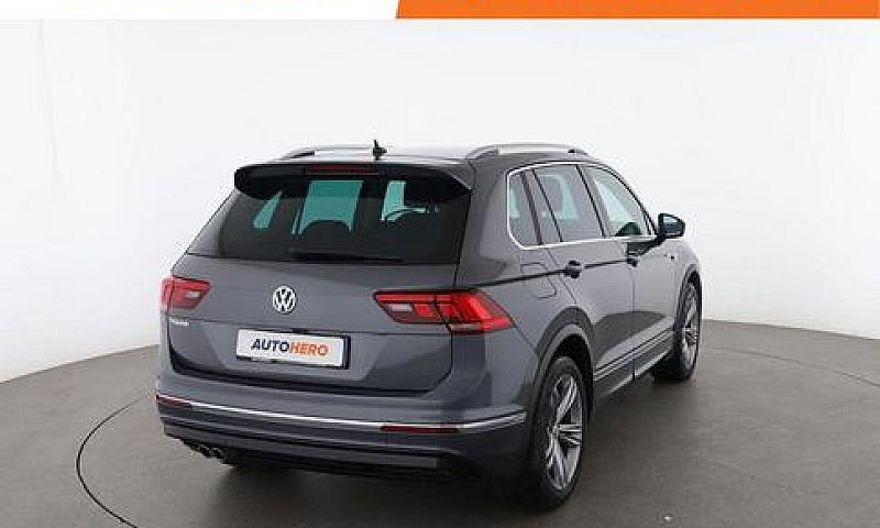 Volkswagen Tiguan Yp...