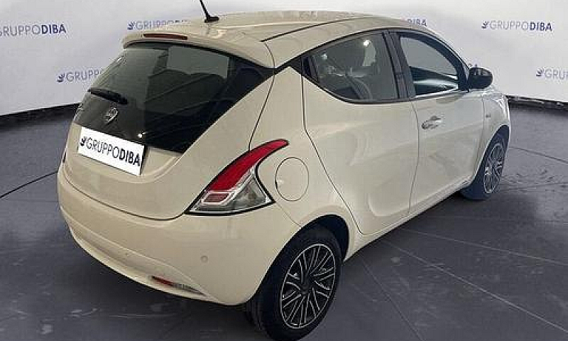 Lancia Ypsilon Iii 2...