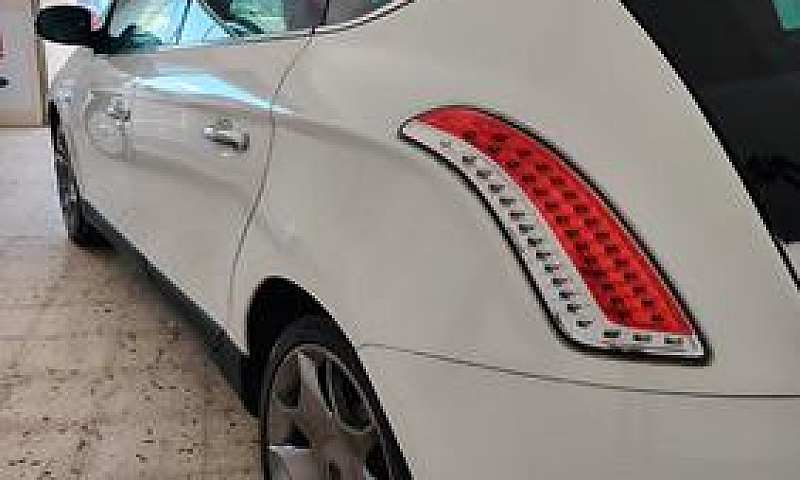 Lancia Delta 1.6 Mjt...