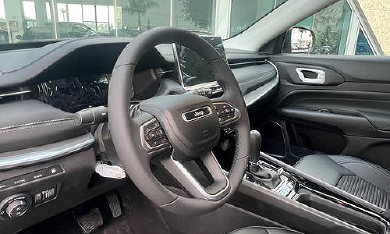 Jeep Compass 1.3 131...