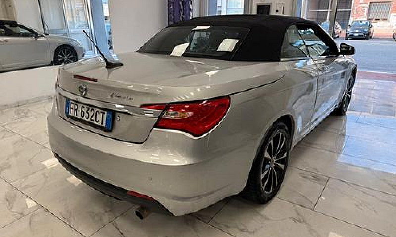 Lancia Flavia 2.4...