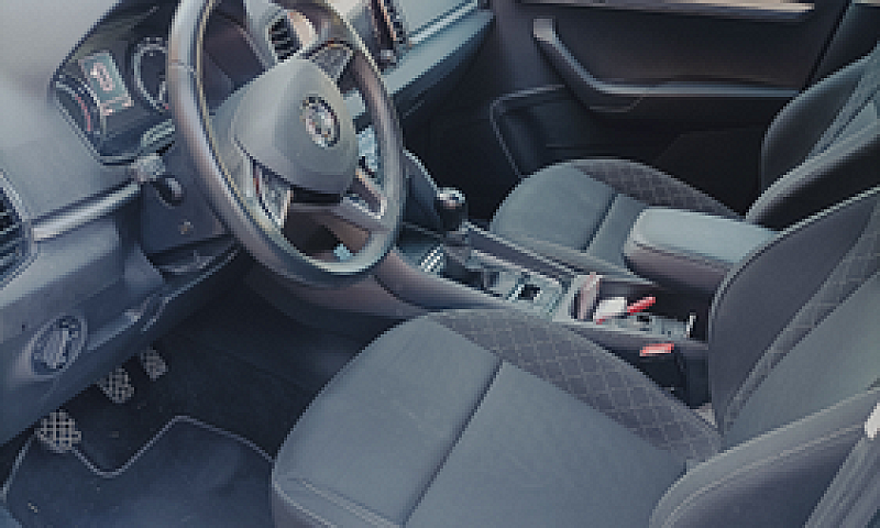 Skoda Karoq 1.0...