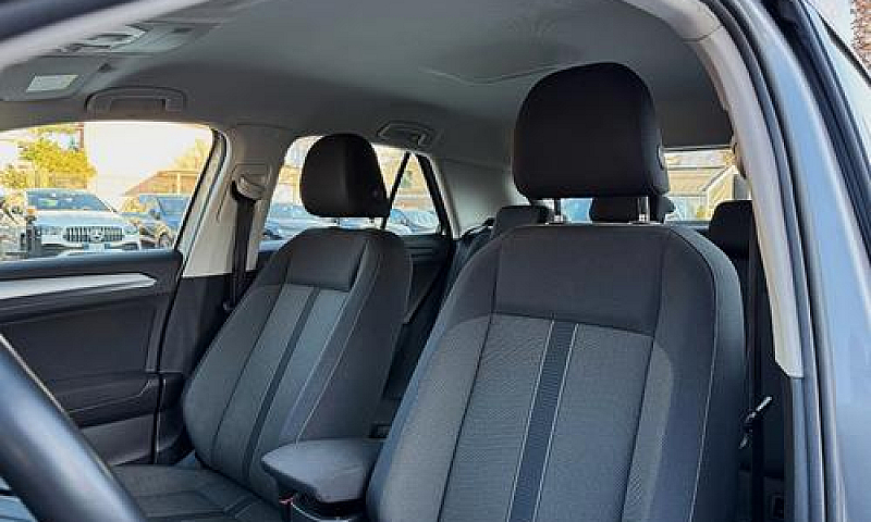 Volkswagen T-Roc 2.0...