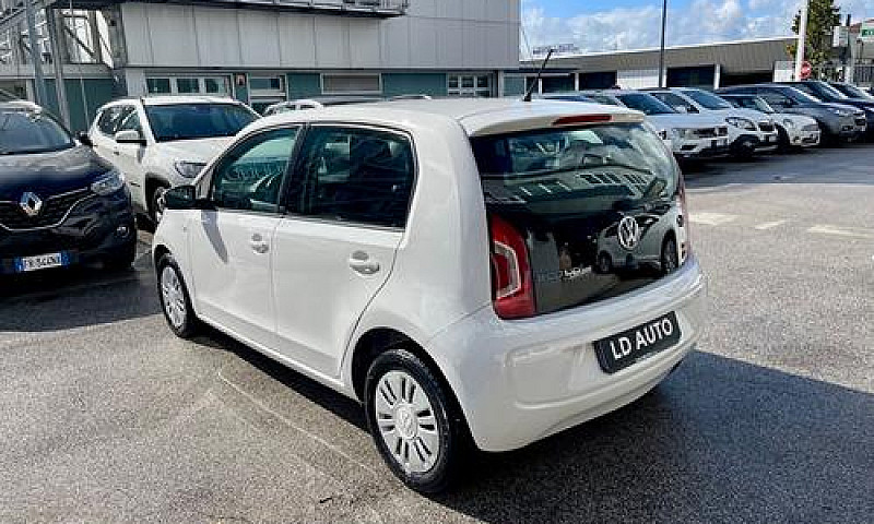 Volkswagen Up! 1.0 5...