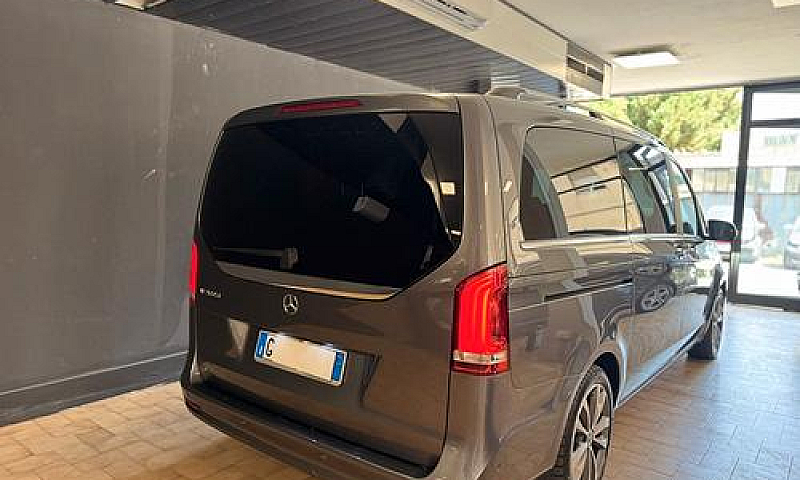 Mercedes-Benz V 300 ...