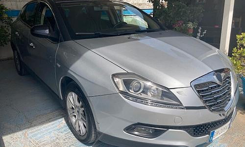 Lancia Delta 1.6 Mjt...