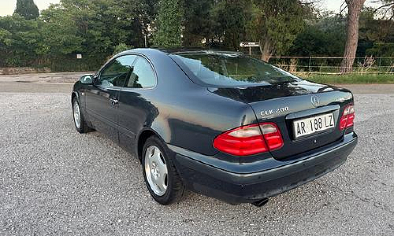 Mercedes-Benz Clk 20...