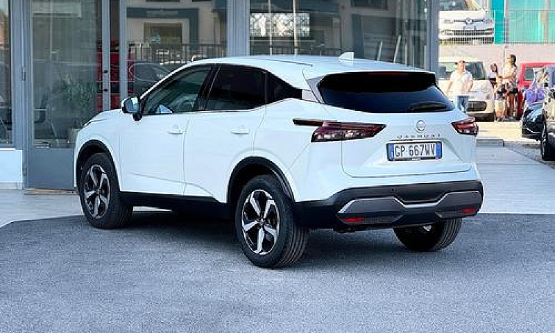 Nissan Qashqai 1.3 H...