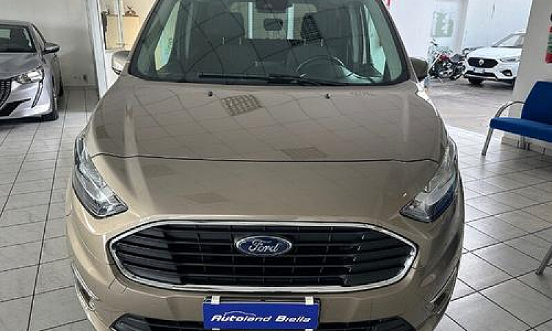 Ford Tourneo Connect...