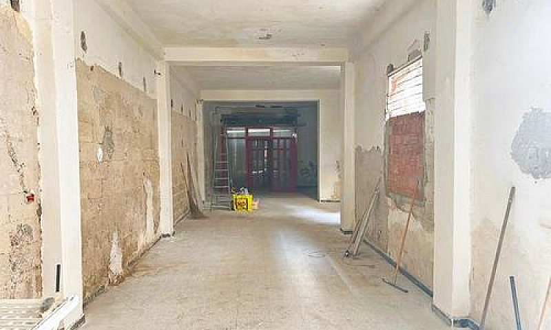 Cagliari, Via Cornal...