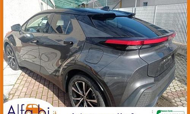 Toyota C-Hr 1.8L Hyb...