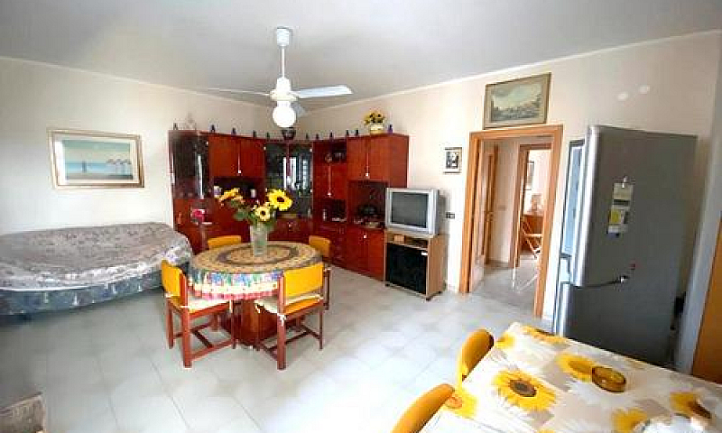 Marina Di Chieuti (F...