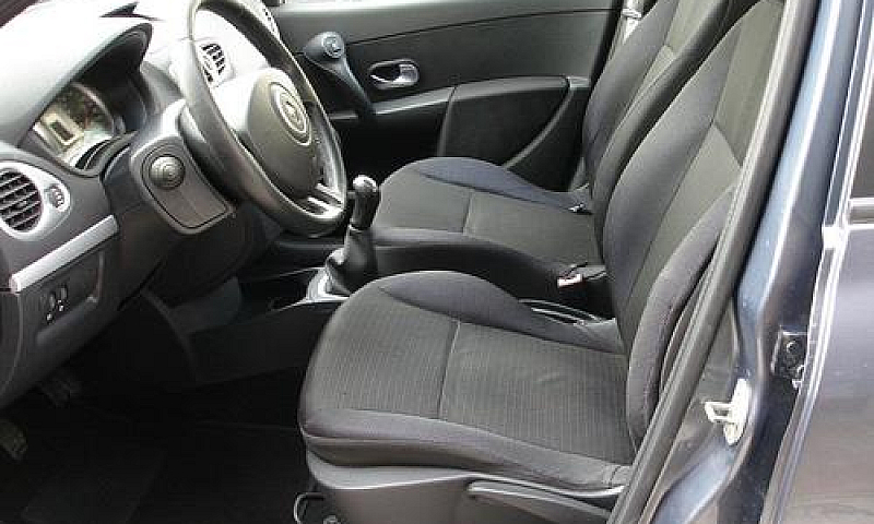 Renault Clio 1.2 16V...