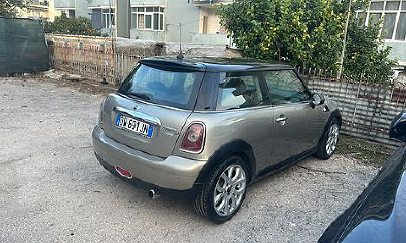 Mini Cooper 1.6 Dies...