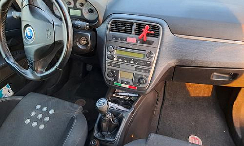 Fiat Grande Punto - ...