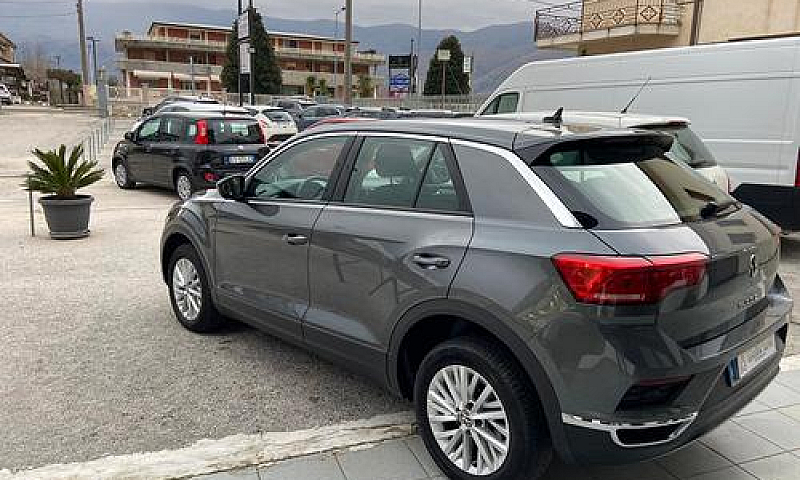 Volkswagen T-Roc 2.0...