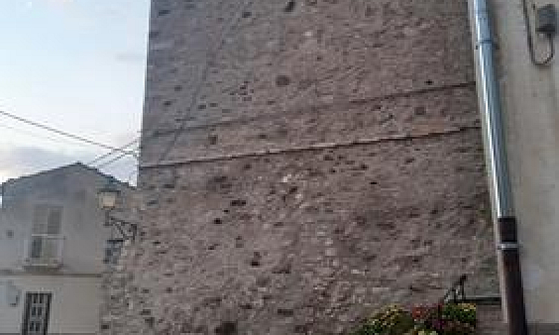 Torre Antica 1700 Da...