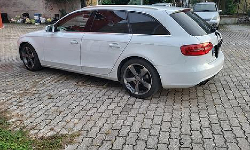 Audi A4...