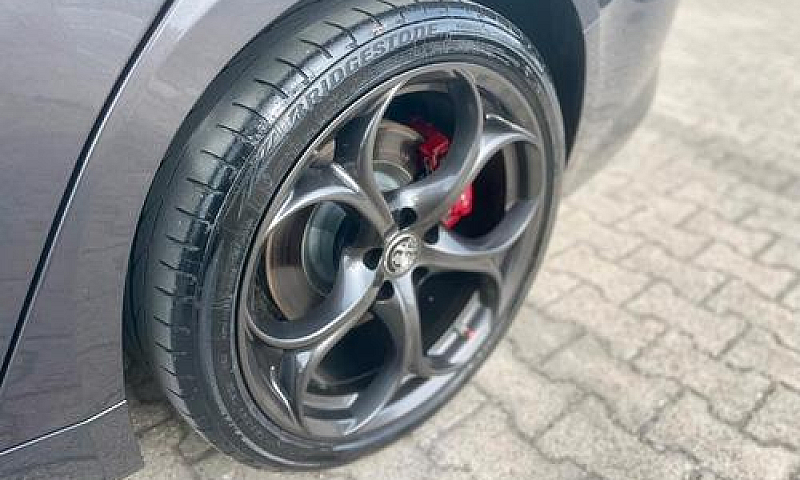 Giulia 2.2 Td 190 Cv...