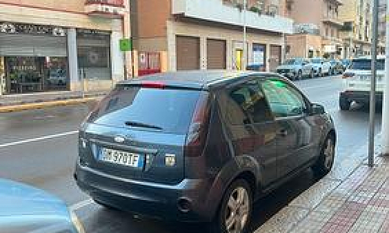 Ford Fiesta...