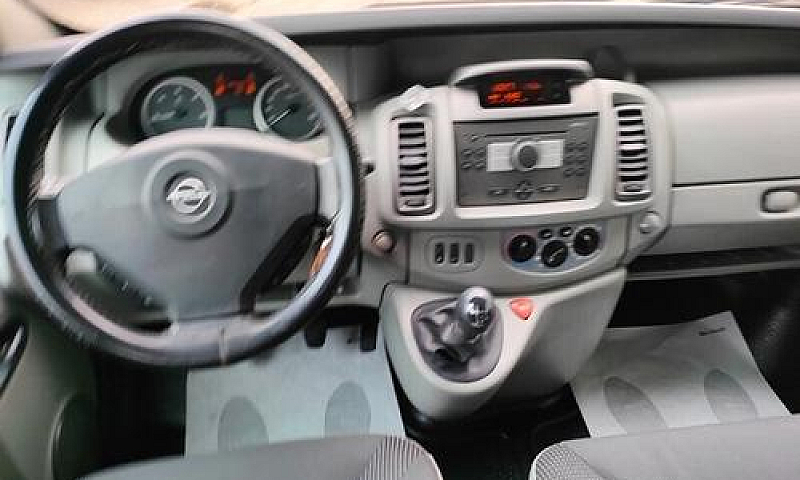 Opel Vivaro 27 2.0 C...