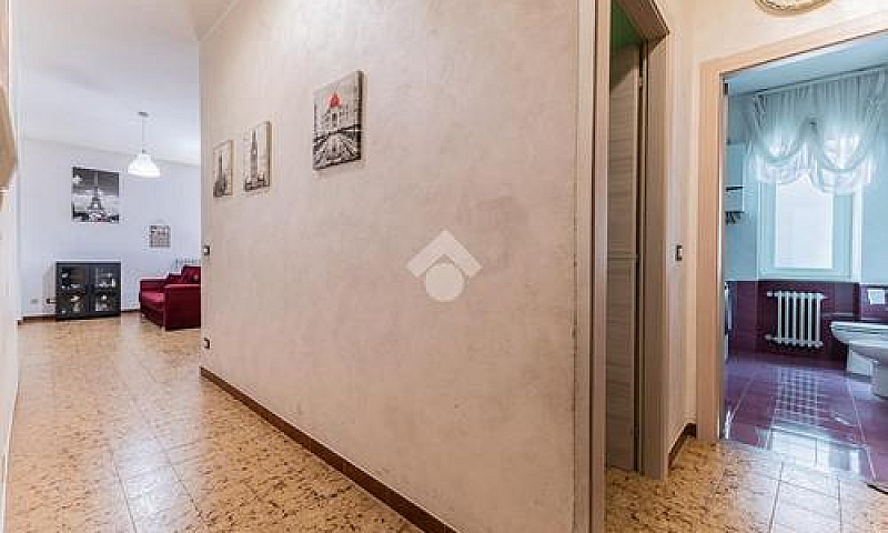 3 Locali A Vetralla...