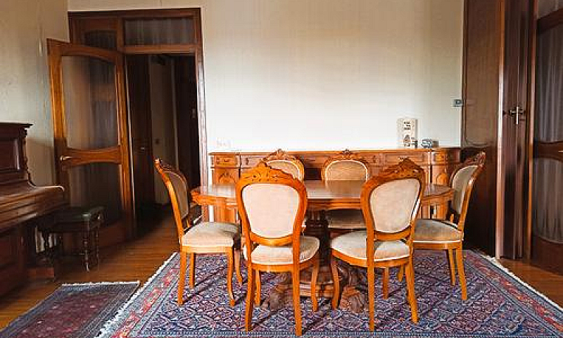 Elegante Appartament...