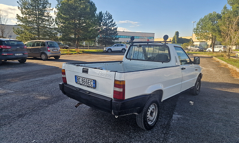 Fiat Fiorino Pick Up...