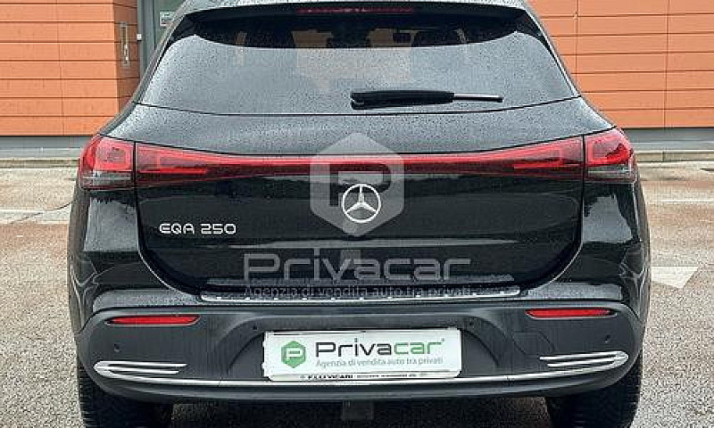 Mercedes Eqa 250 Spo...