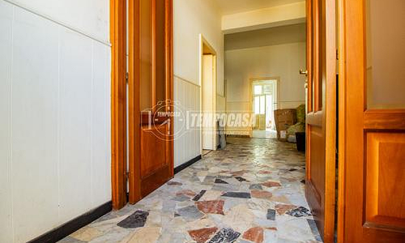 Thiesi, Casa Indipen...