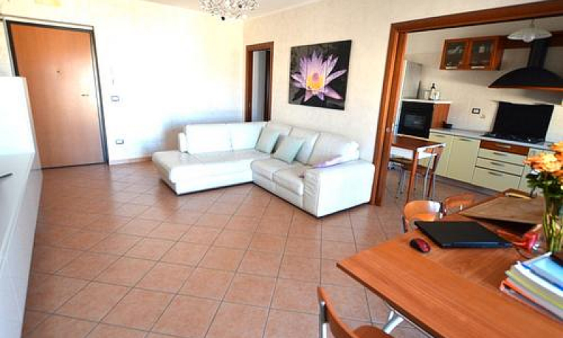 Appartamento 105 Mq ...