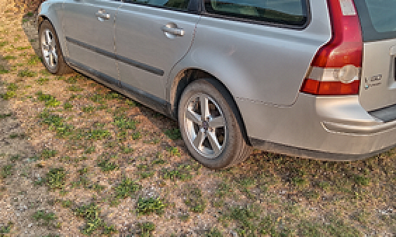 Volvo V50 2005...