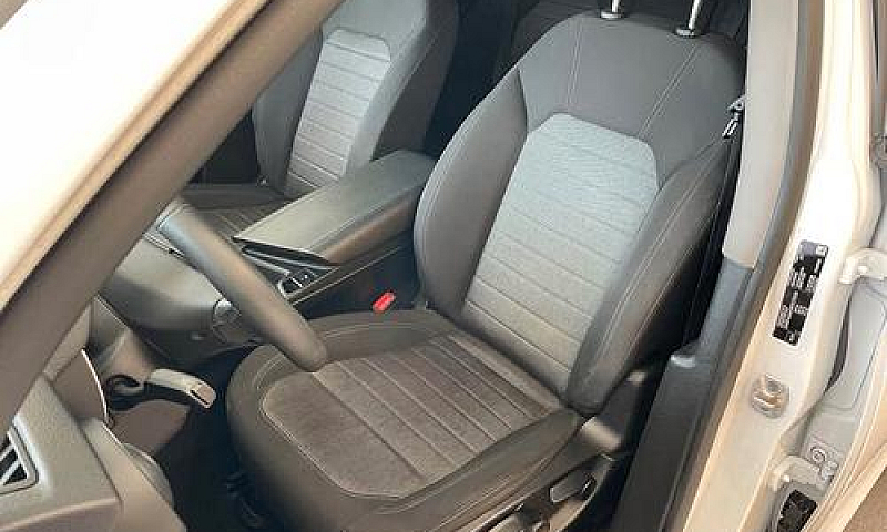 Alfa Romeo Stelvio 2...