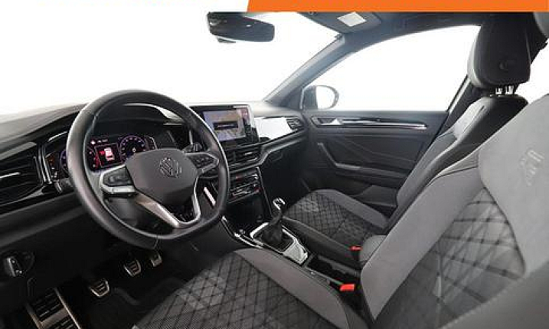 Volkswagen T-Roc Ys9...