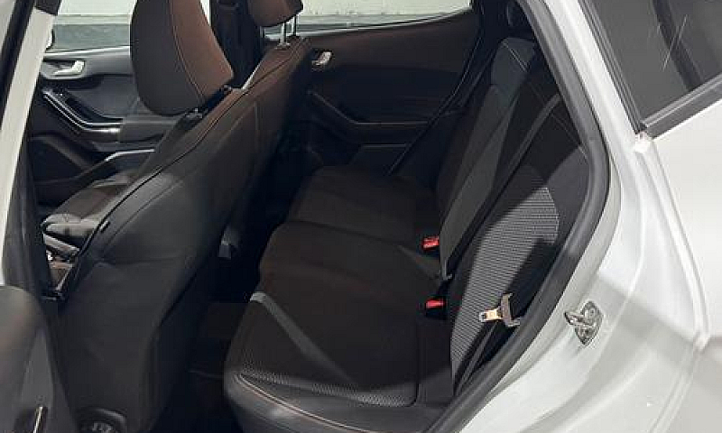 Ford Fiesta 1.5 Tdci...