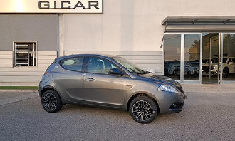 Lancia Ypsilon 1.0 F...
