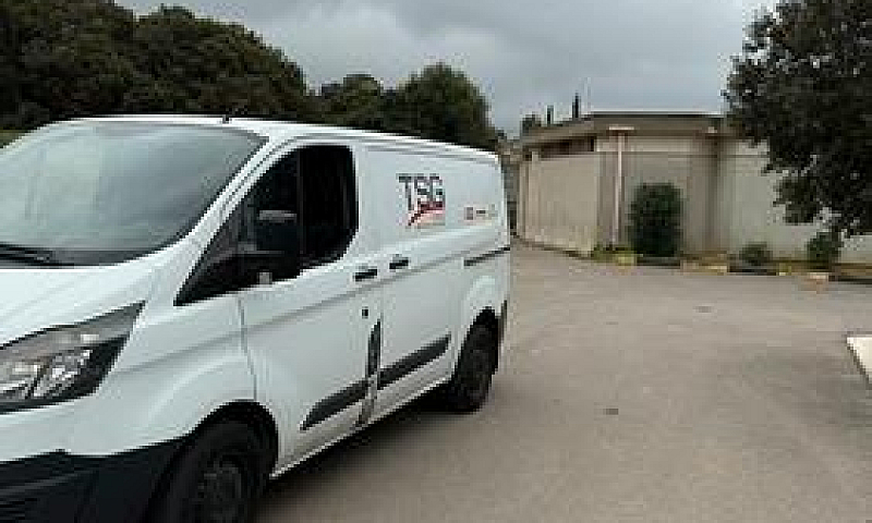 Ford Transit Custom...