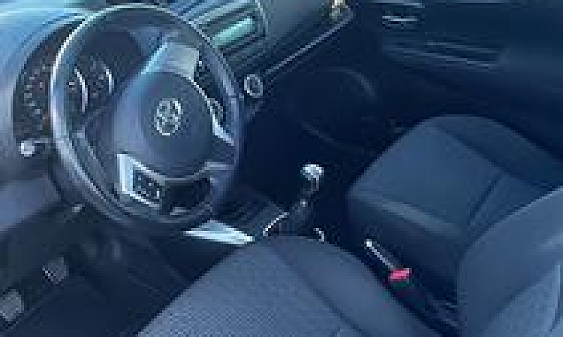 Toyota Yaris 1.0 3 P...