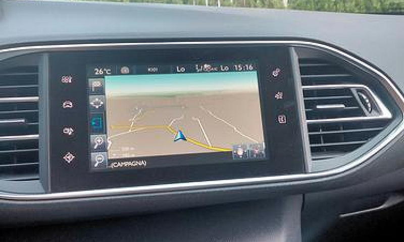 Peugeot 308 1.6 E-Hd...