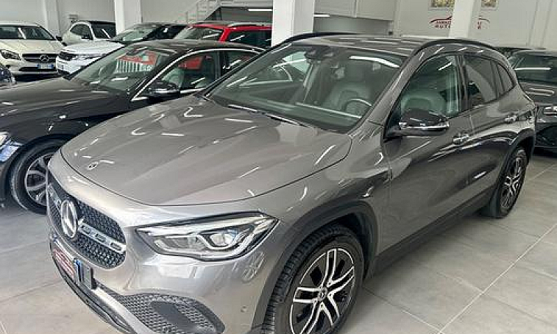 Mercedes Gla 200 D A...