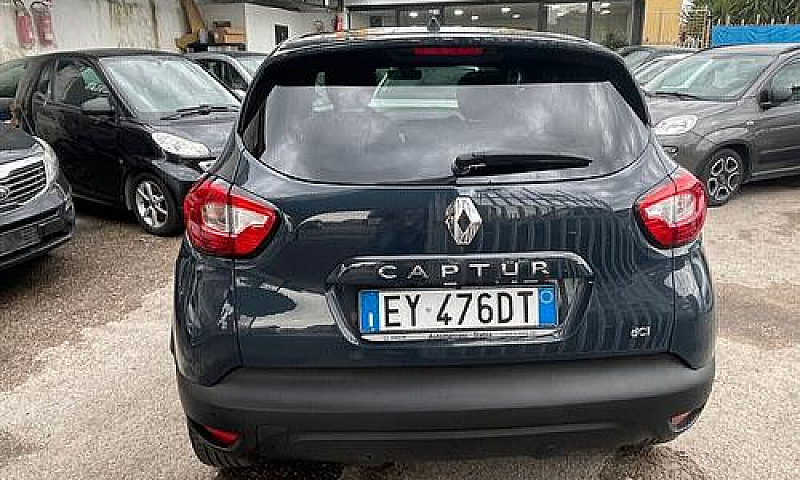 Renault Captur 1.5 D...