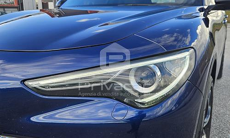 Alfa Romeo Stelvio 2...