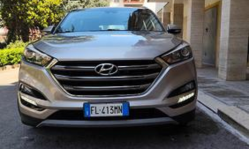 Hyundai Tucson 1.7 1...