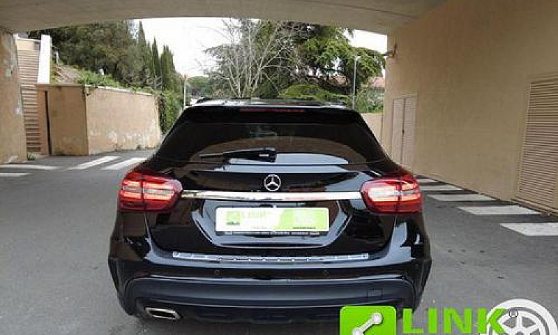 Mercedes-Benz Gla 20...