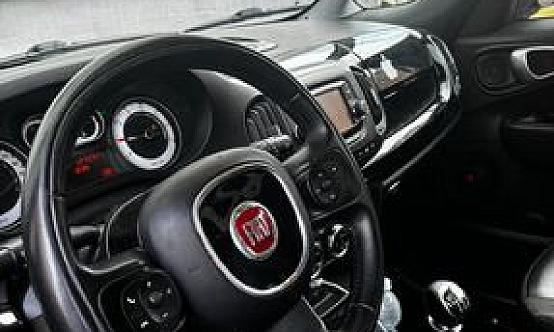 Fiat 500 L...
