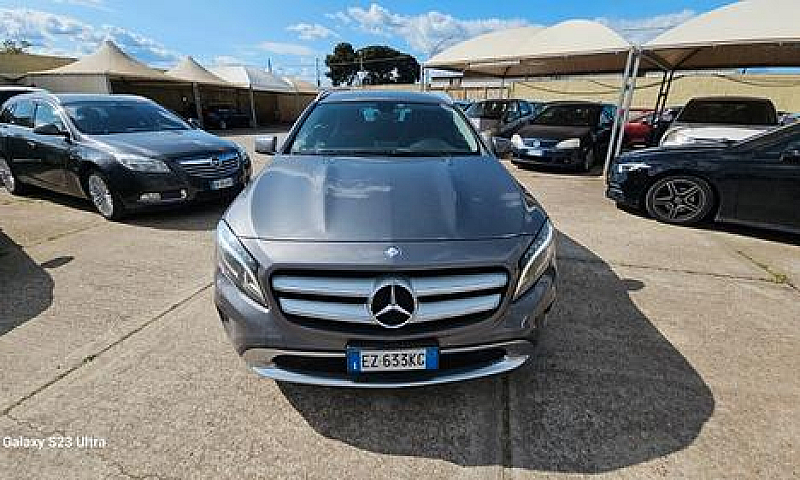 Mercedes Gla 200 Cdi...